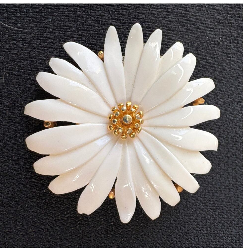 Vintage Monet Signed White Plastic Flower Brooch